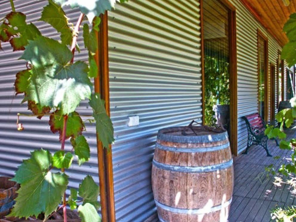 Valley Farm Vineyard Cottages Healesville Dış mekan fotoğraf